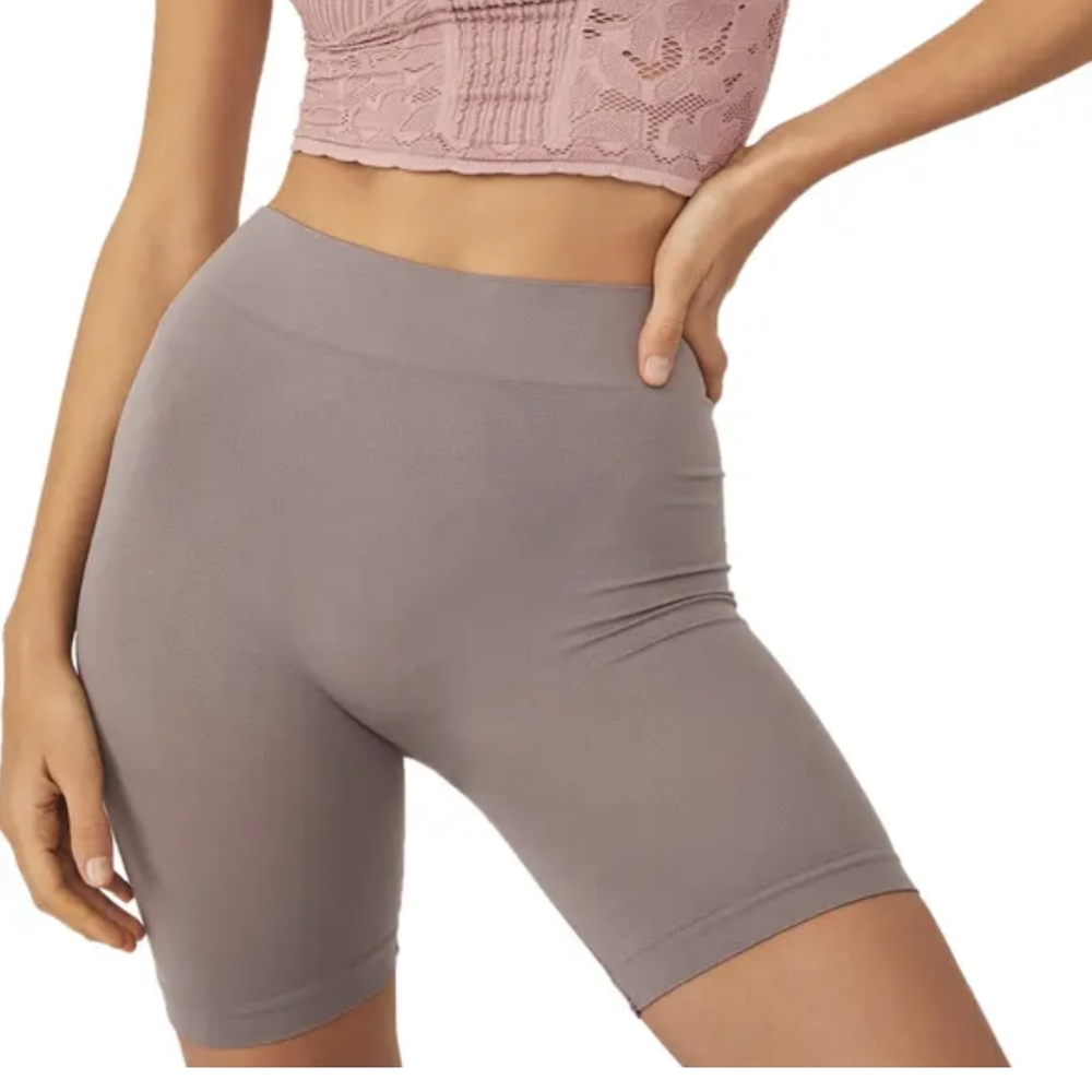 {Free People} Brand New Seamless Bike Shorts